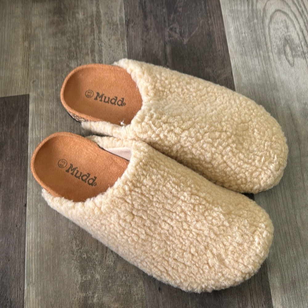 Mudd Cream Fuzzy Mules
